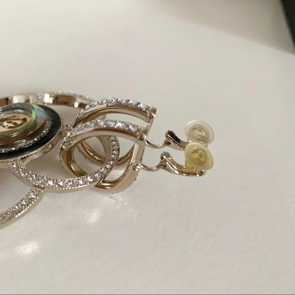 CHANEL camellia flower